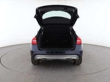 Mercedes GLA I Off-roader 1.6 200 156KM 2016 Mercedes GLA 200 automat full LED navi klima auto, zdjęcie 18