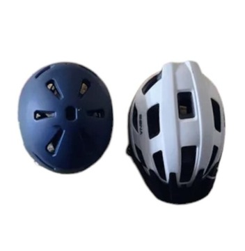 Uchwyt/wieszak ścienny na kask