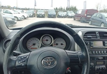 Toyota RAV4 II 2.0 16V D-4D 116KM 2005 Toyota RAV4 Toyota RAV4 2.0 Diesel 116KM, zdjęcie 10