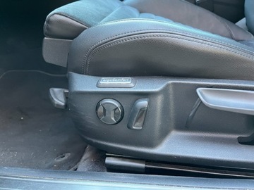 Volkswagen Passat B8 Variant 1.6 TDI BlueMotion Technology 120KM 2018 Volkswagen Passat 1.6 diesel 120 KM automat R-line zarej w PL zadbany, zdjęcie 26
