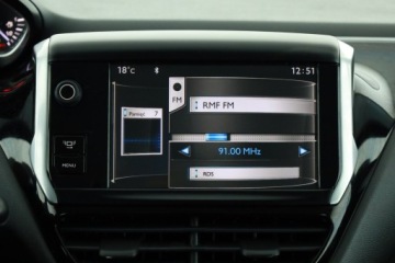 Peugeot 208 I Hatchback 3d 1.4 VTI 95KM 2012 Peugeot 208 1.4 VTi, Navi, Klima, zdjęcie 8