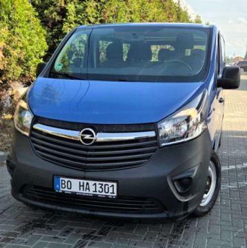 Opel Vivaro B Kombi Extra Long H1 2,9t 1.6 BiTurbo 125KM 2016 Opel Vivaro 1.6CDTI 125 Nawiewy Klima PdC Import Raty Oplaty 1.6 125KM
