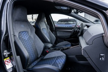 Volkswagen Golf VIII R Facelifting 2.0 TSI 333KM 2025 Volkswagen Golf Variant R 2.0 TSI 4Motion 333 KM, zdjęcie 14