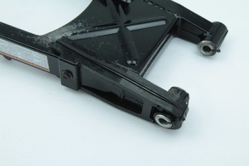 SUZUKI MARAUDER GZ 125 99-11 WAHACZ TYŁ