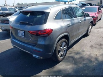 Mercedes GLA II 2023 Mercedes-Benz GLA 2023r., 2.0L 2.0 Benzyna 221KM, zdjęcie 3