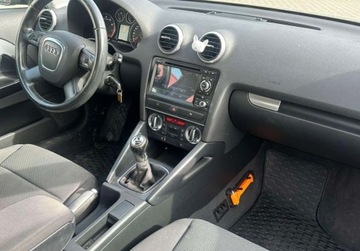 Audi A3 8P Hatchback 3d 1.4 TFSI 125KM 2008 Audi A3 3-drzwiowe 1.4 benzyna 2008r 1.4 Benzyna 125KM, zdjęcie 3