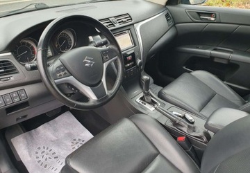 Suzuki Kizashi 2.4 VVT 178KM 2010 Suzuki Kizashi 2.4 178KM 4x4 Automat BiXenon Navi 2xCzujniki Parkowania 2.4, zdjęcie 6