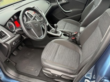 Opel Astra J Sports Tourer Facelifting 1.4 Turbo ECOTEC 120KM 2014 Opel Astra J Energy 1.4 T 120kM Sports Tourer, zdjęcie 8