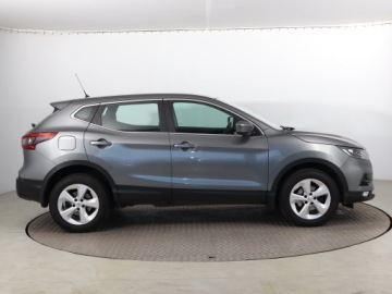 Nissan Qashqai II Crossover 1.2 DIG-T 115KM 2017 Nissan Qashqai 1.2 DIG-T, Salon Polska, zdjęcie 5