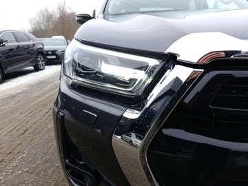 Toyota Hilux VIII Podwójna kabina Facelifting 2.8 D-4D 204KM 2024 Toyota Hilux 2.8 D-4D mHEV Double Cab Executive 4x, zdjęcie 9