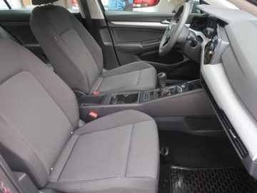 Volkswagen Golf VIII Variant 1.0 TSI 110KM 2022 VW Golf 1.0 TSI, Salon Polska, 1. Właściciel, zdjęcie 8