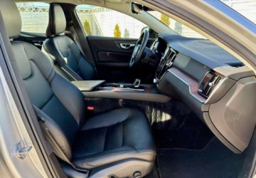 Volvo S60 III 2021 Volvo S60 Volvo S60 2.0 Hybryda 250KM, zdjęcie 4