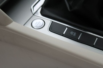 Volkswagen Passat B8 Variant 2.0 TDI BlueMotion SCR 150KM 2017 Volkswagen Passat Salon Polska I właściciel, zdjęcie 23