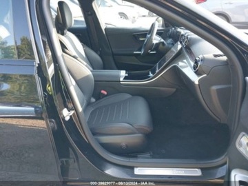 Mercedes Klasa C W206 2024 Mercedes-Benz Klasa C 300, 2024r., 2.0L 2.0 Benzyna 255KM, zdjęcie 8