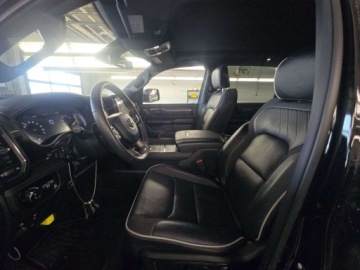  RAM 1500 Limited Crew Cab Short Bed 2025 3.0 Benzyna 395KM, zdjęcie 8