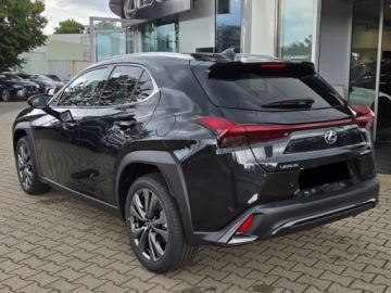 Lexus UX Crossover Facelifting 2.0 300h 199KM 2025 Od ręki - 300h F Sport Design 2.0 Hybrid Dynamic Force 199KM | Martwe pole!, zdjęcie 2