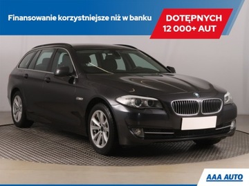 BMW Seria 5 F10-F11 Touring 520d 184KM 2011 BMW 5 520d, 181 KM, Navi, Xenon, Klima