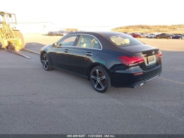 Mercedes Klasa A W177/V177 2019 Mercedes-Benz Klasa A 2019r., 2.0l, od ubezpieczalni 2.0 Benzyna 188KM, zdjęcie 4