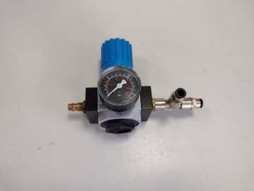 Regulator ciśnienia Festo LR-D-MIDI