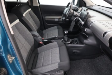 Citroen C4 Cactus Crossover Facelifting 1.2 PureTech 110KM 2018 Citroen C4 Cactus 1.2 PureTech, Salon Polska, zdjęcie 8