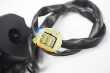 KAWASAKI Z 650 17-19 ПРАВЫЙ ВЫКЛЮЧАТЕЛЬ СТАРТЕРА