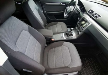 Volkswagen Passat B7 Variant 2.0 TDI CR DPF BlueMotion 140KM 2012 Volkswagen Passat 2.0 TDI Comfortline 2.0 Diesel 140KM, zdjęcie 11