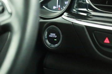 Opel Insignia II Sports Tourer 2.0 CDTI 210KM 2019 Opel Insignia 2.0 BiTurbo CDTI, 206 KM, 4X4, zdjęcie 17