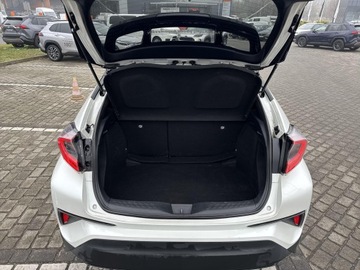 Toyota C-HR I Crossover 1.8 Hybrid 122KM 2018 Toyota C-HR 1.8 Hybrid Selection Toyota C-HR Hybri, zdjęcie 26