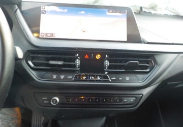 BMW Seria 1 F40 2023 BMW Seria 1 Okazja 1.5 Benzyna 136KM, zdjęcie 34