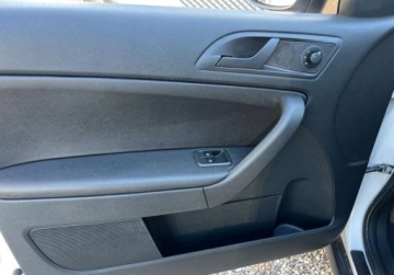 Skoda Yeti Minivan 1.2 TSI 105KM 2013 Skoda Yeti 1.2 Benzyna 105KM, zdjęcie 2