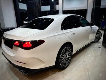 Mercedes Klasa E W214 2025 E Klasa 300 e 4-Matic AMG 2.0 (333KM) 2025, zdjęcie 2