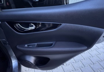 Nissan Qashqai II Crossover 1.2 DIG-T 115KM 2016 Nissan Qashqai Bezwypadekgwarancjajak nowepanorama4x kamera 1.2 Benzyna, zdjęcie 22