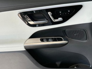 Mercedes GLC C254/X254 2025 GLC Coupe 300 de 4-Matic AMG Line 2.0 (353KM) 2025, zdjęcie 9