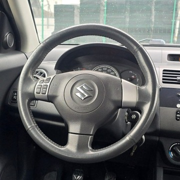 Suzuki Swift IV Hatchback 5d 1.3 92KM 2009 Suzuki Swift 1.3 Comfort dance, zdjęcie 23