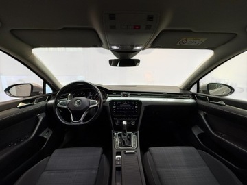 Volkswagen Passat B8 Variant 2.0 TDI BlueMotion SCR 190KM 2019 Volkswagen Passat Volkswagen Passat, zdjęcie 24