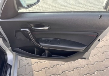 BMW Seria 1 F20-F21 Hatchback 5d Facelifting 2015 118i 136KM 2015 BMW Seria 1 Bezwypadekserwis asoxenonz NiemiecSPORT 1.6 Benzyna 136KM, zdjęcie 23