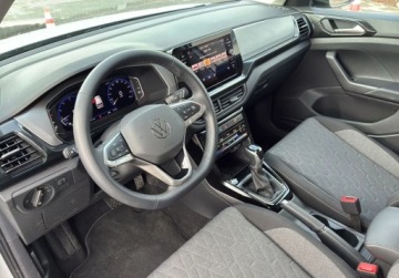 Volkswagen T-Cross SUV Facelifting 1.5 TSI 150KM 2025 Volkswagen T-Cross Life Plus 1.5 TSI DSG 1.5 Benzyna 150KM, zdjęcie 3