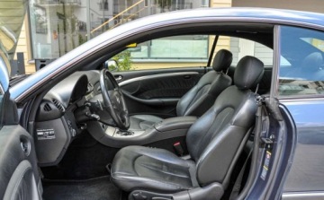 Mercedes CLK W209 Coupe C209 3.0 V6 (320 CDI) 224KM 2006 Mercedes-Benz CLK 3,0CDI (224KM) Automat Lift Skory 3.0 Diesel 224KM, zdjęcie 6