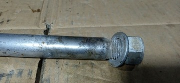 SUZUKI GSF 400 BANDIT ось ось болт колеса, поворотный рычаг, поворотный рычаг рамы