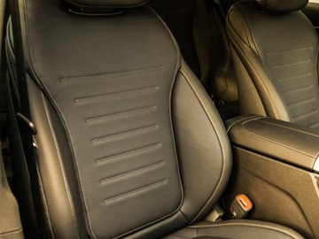 Mercedes GLC C254/X254 SUV AMG 2.0 43 AMG 421KM 2025 MERCEDES-BENZ GLC AMG Coupe 43 4-Matic 2.0 (421KM) 2025, zdjęcie 4