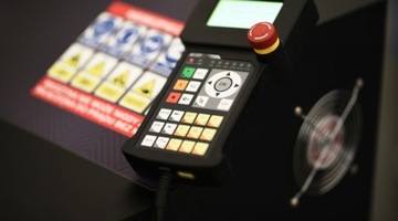 ТВЕРДОПОЛИРОВАННЫЙ ФРЕЗЕРНО-ФРЕЗЕРНЫЙ ПЛОТТЕР 2030 S