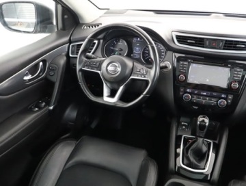 Nissan Qashqai II Crossover Facelifting 1.6 dCi 130KM 2018 Nissan Qashqai 1.6 dCi, Salon Polska, Automat, zdjęcie 6
