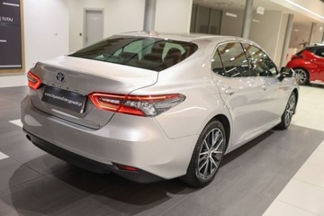 Toyota Camry IX Sedan 2.5 Hybrid Dynamic Force 218KM 2023 Toyota Camry 2.5 Hybrid Executive CVT Oferta Dealera Gwarancja 2.5 Hybryda, zdjęcie 18