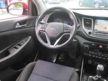 Hyundai Tucson III SUV 1.6 GDI 132KM 2017 Hyundai Tucson 1.6 GDI, Navi, Klima, Klimatronic, zdjęcie 6