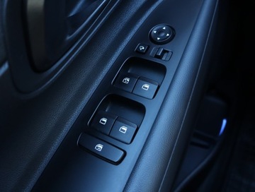 Hyundai Bayon SUV 1.0 T-GDI 100KM 2021 Hyundai Bayon 1.0 T-GDI, Salon Polska, zdjęcie 17