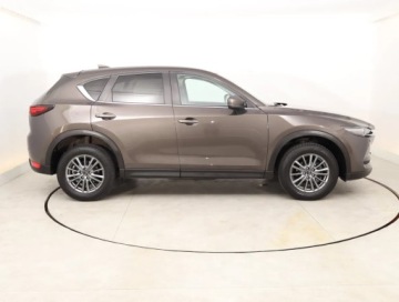 Mazda CX-5 I SUV Facelifting 2.0 SKYACTIV-G 165KM 2017 Mazda CX-5 2.0 Skyactiv-G, Navi, Klima, zdjęcie 5