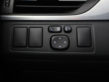 Toyota Avensis III Wagon Facelifting 2015 1.8 Valvematic 147KM 2018 Toyota Avensis automat skóra panorama navi klima, zdjęcie 33