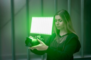 Светодиодная лампа Newell RGB-W Rangha Max XL
