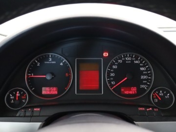 Audi A4 B7 Avant 2.0 TDI PD 140KM 2005 Audi A4 2.0 TDI, HAK, Klima, Klimatronic,ALU, zdjęcie 10
