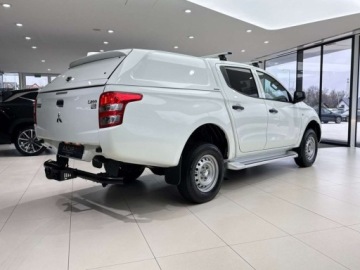 Mitsubishi L200 V Club Cab 2.4 154KM 2019 Mitsubishi L200 DC Invite Wyciagarka Hak Salon Polska FV23 1 wlascici, zdjęcie 3